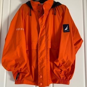 NAUTICA MENS ORANGE JACKET W\ BLACK HOOD . Sz XL.
